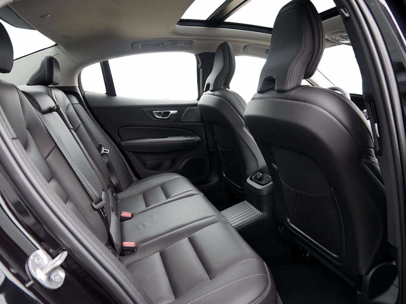 Volvo  T8 AWD Ultimate Dark AWD