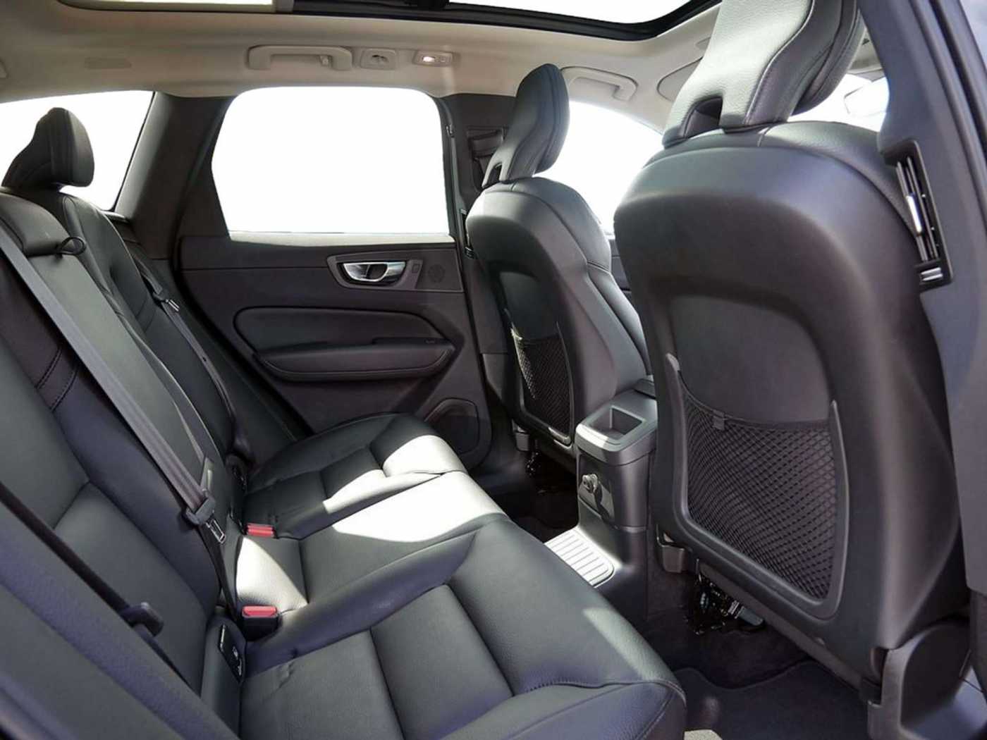 Volvo  T6 Inscription Expression Recharge AWD