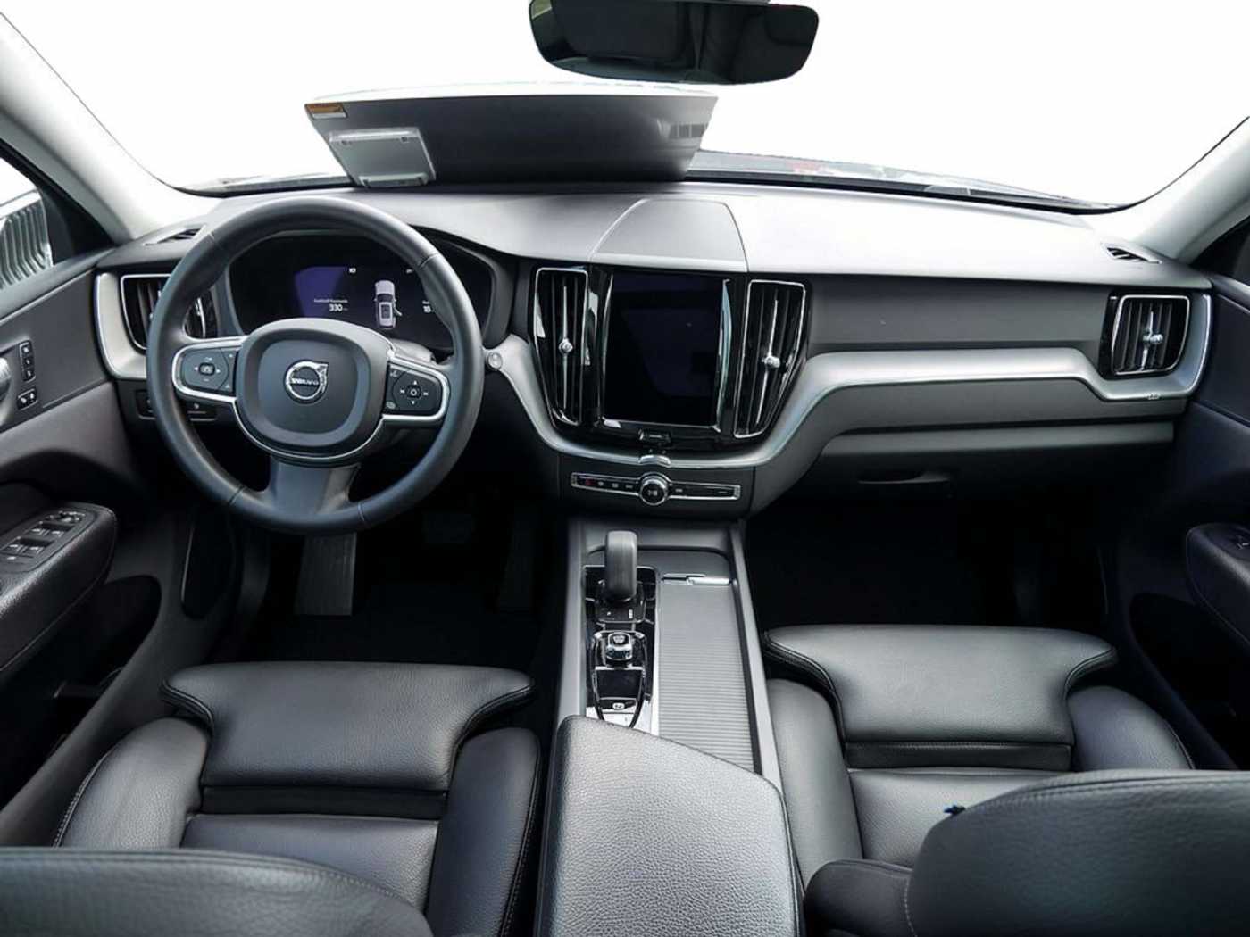 Volvo  T6 Inscription Expression Recharge AWD