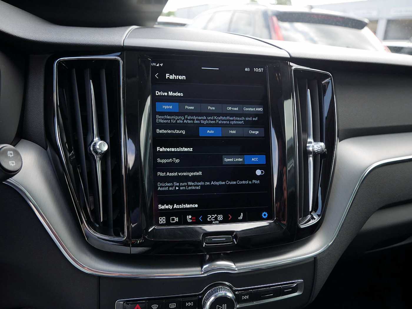 Volvo  T6 Inscription Expression Recharge AWD