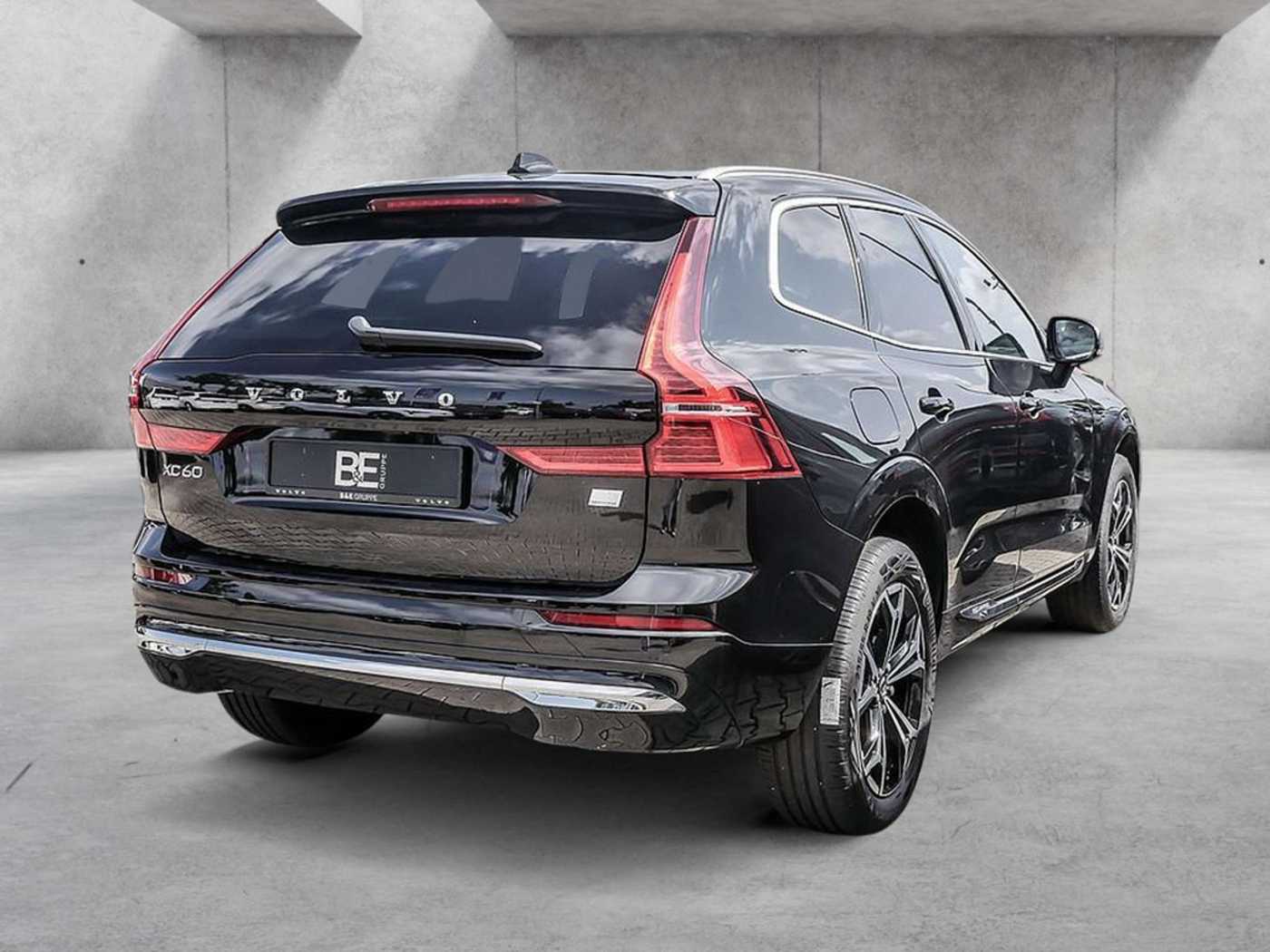Volvo  T6 Inscription Expression Recharge AWD