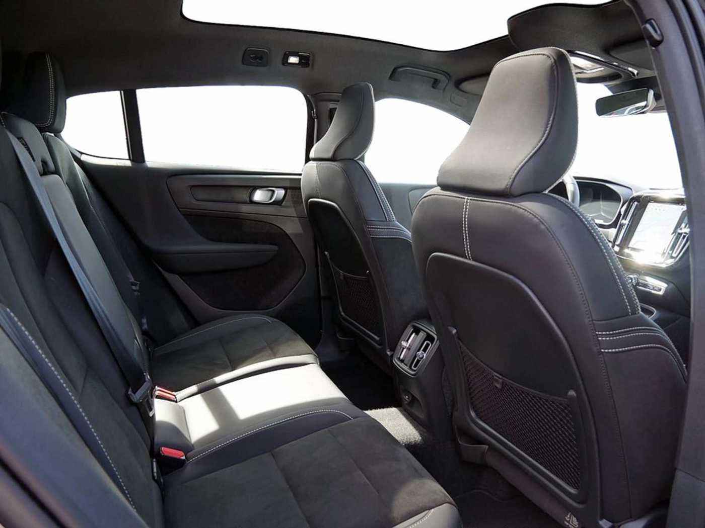 Volvo  Ultimate Recharge Pure Electric AWD PANO