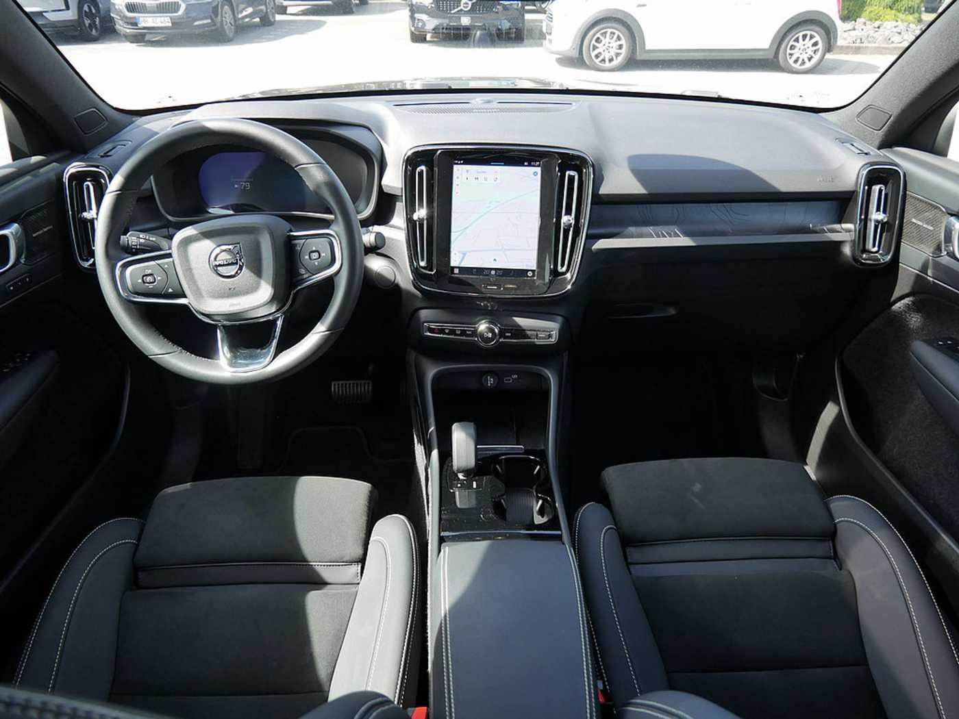 Volvo  Ultimate Recharge Pure Electric AWD PANO