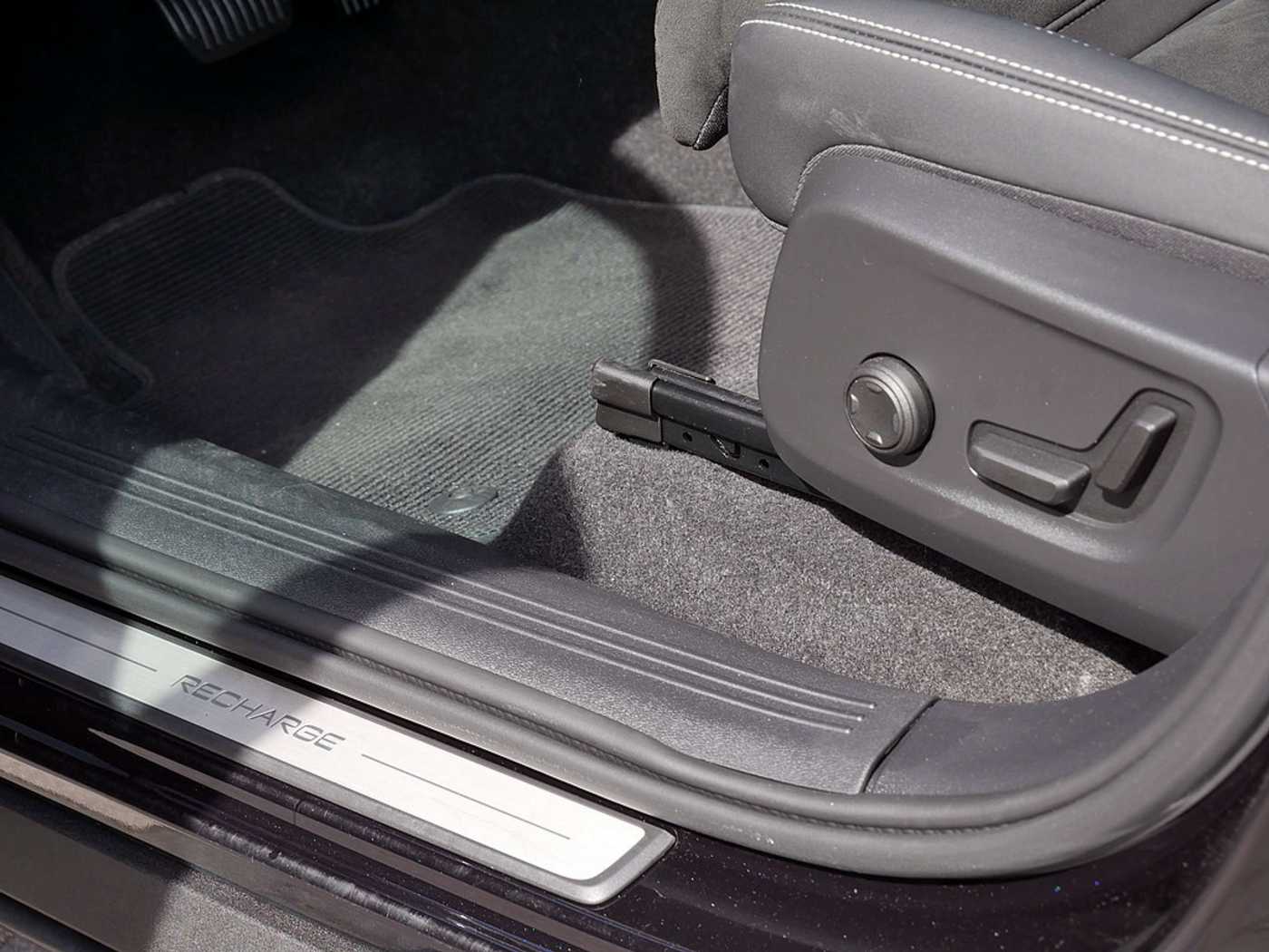 Volvo  Ultimate Recharge Pure Electric AWD PANO