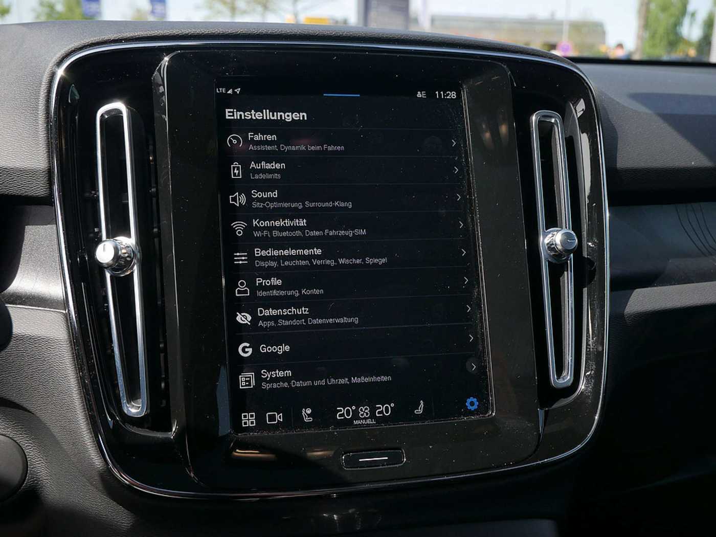 Volvo  Ultimate Recharge Pure Electric AWD PANO