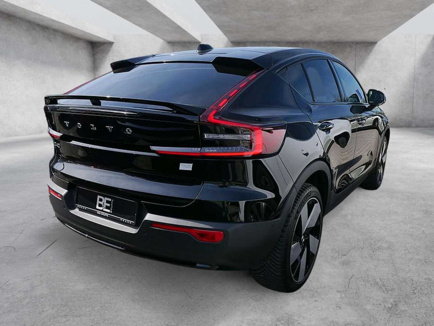 Volvo  Ultimate Recharge Pure Electric AWD PANO