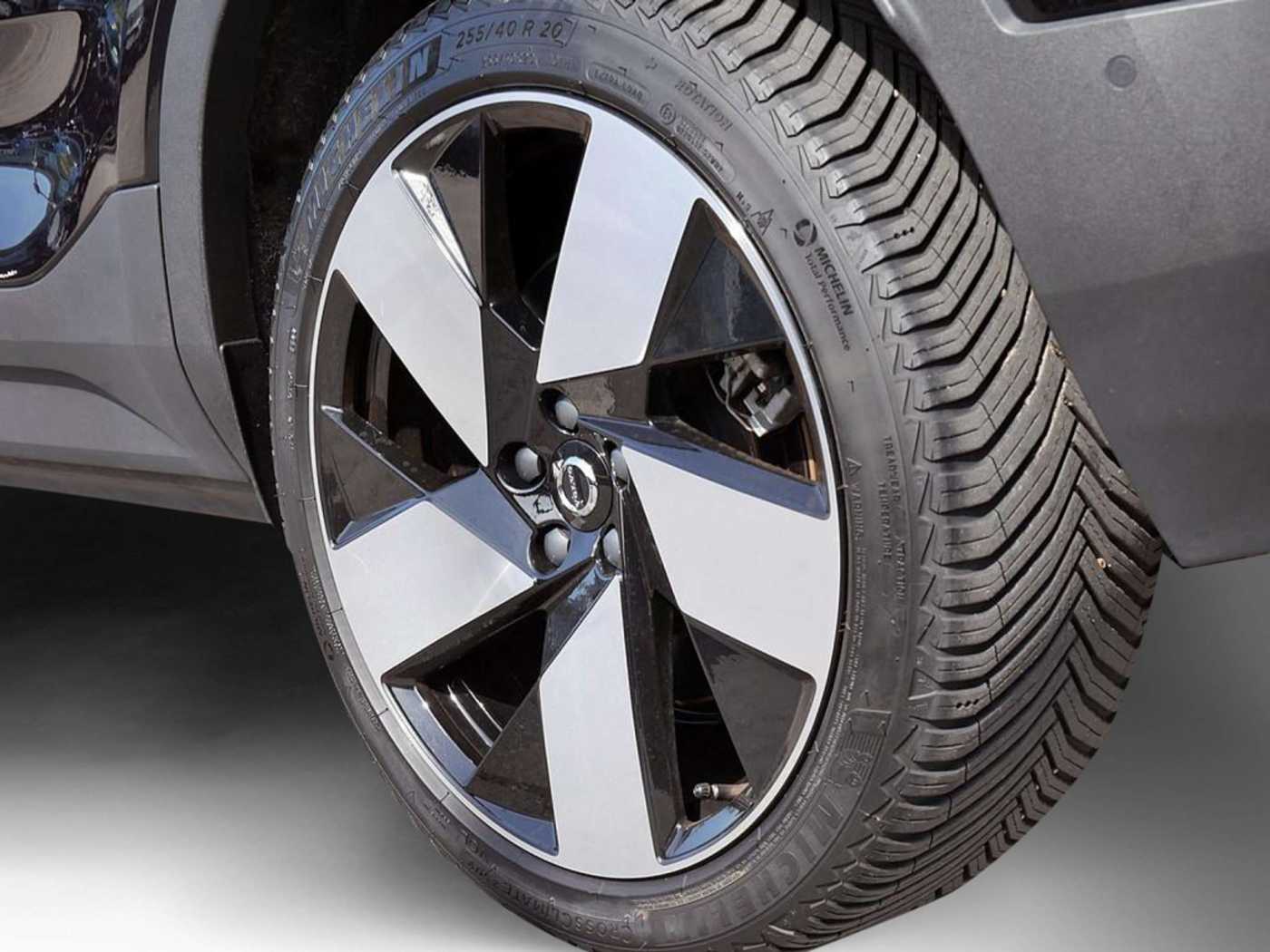 Volvo  Ultimate Recharge Pure Electric AWD PANO