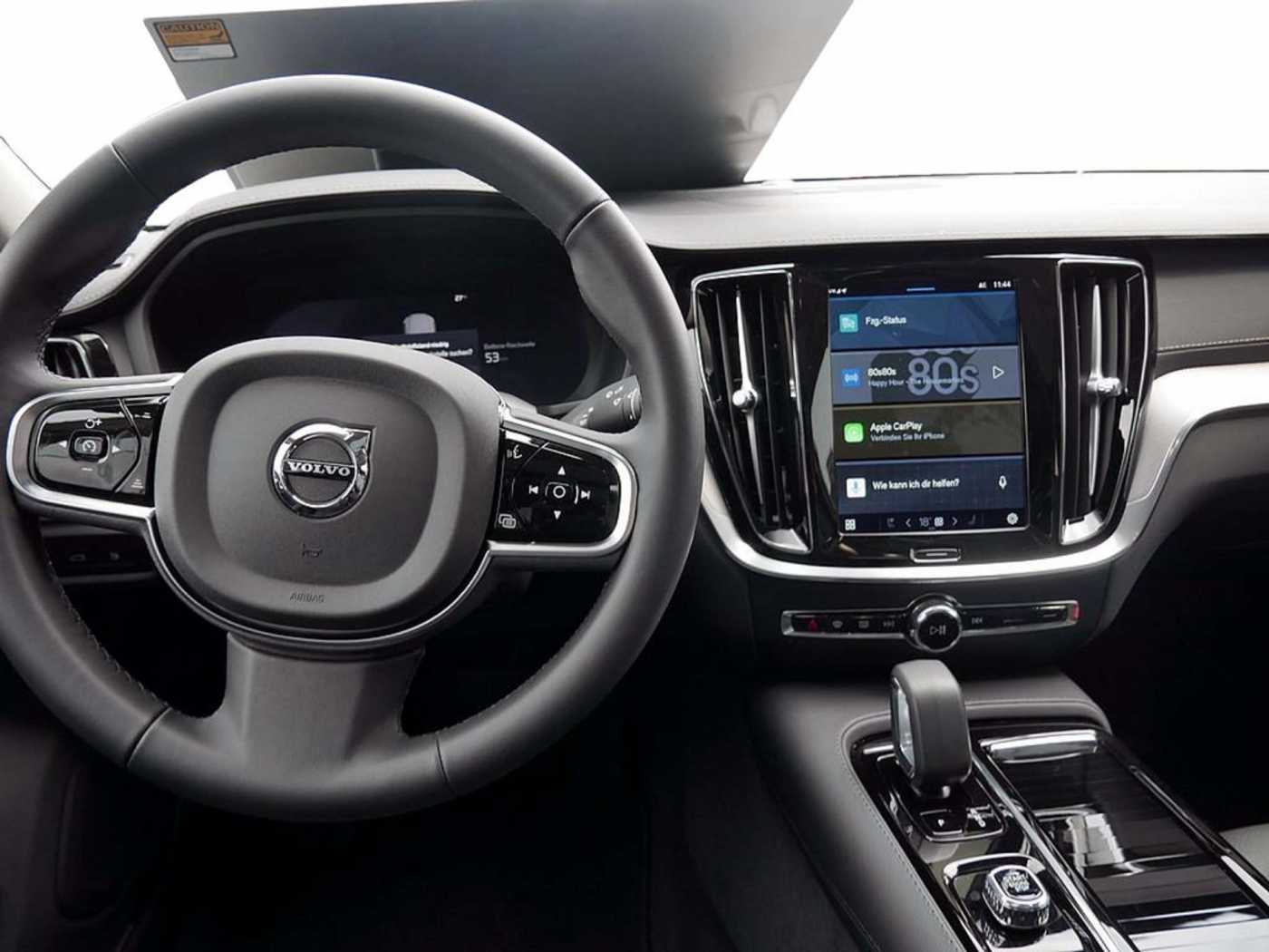 Volvo  T8 Twin Engine AWD Ultimate Dark Plug-InE6