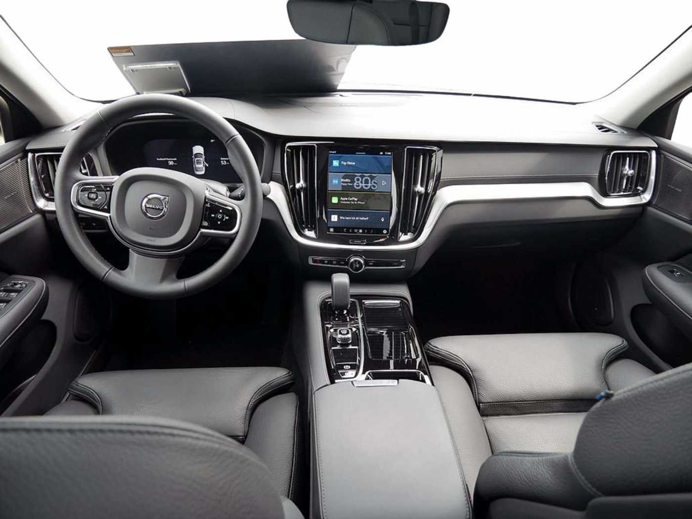 Volvo  T8 Twin Engine AWD Ultimate Dark Plug-InE6