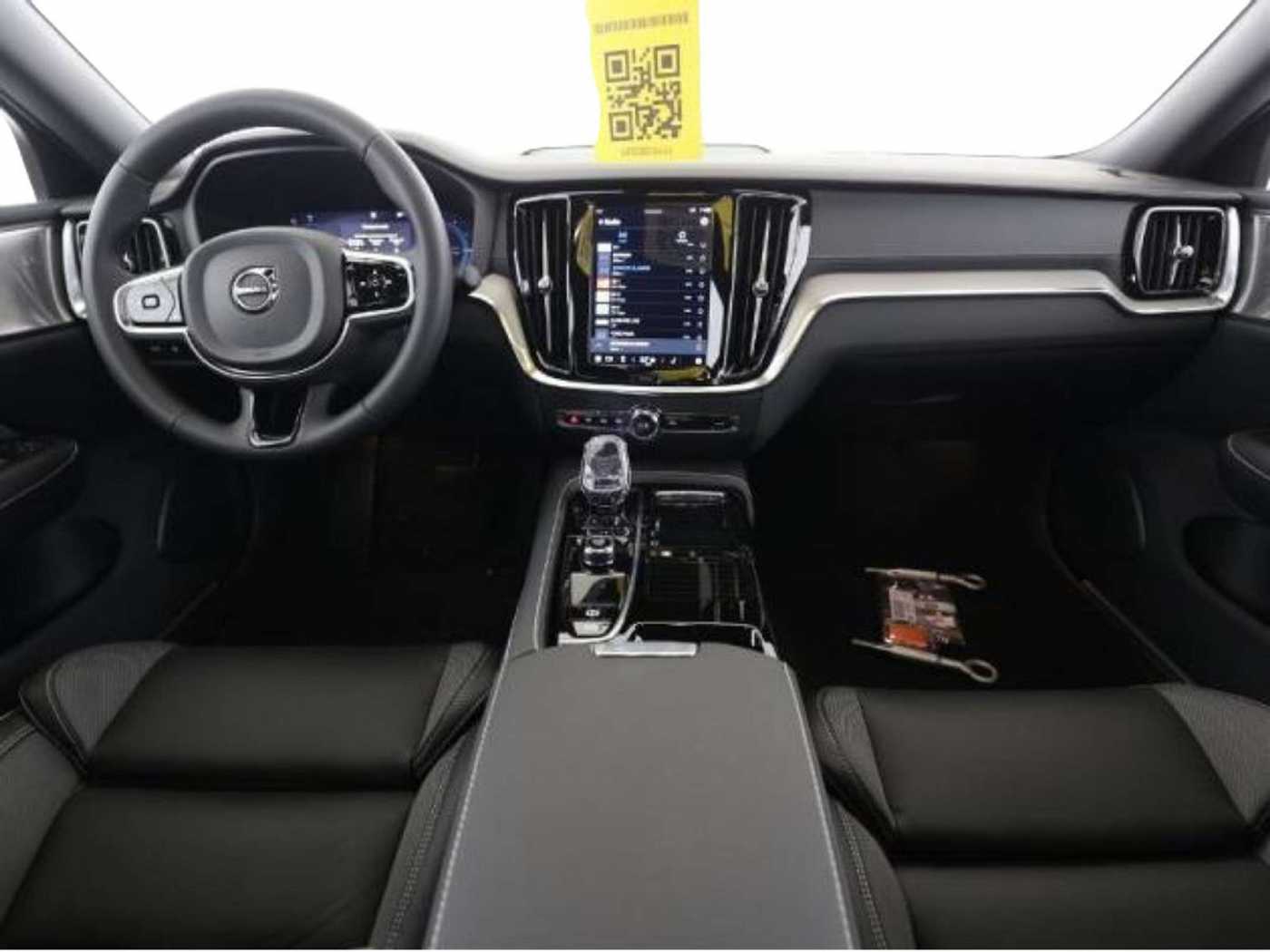Volvo  2.0 Ultimate Dark Recharge Plug-In Hybrid AWD