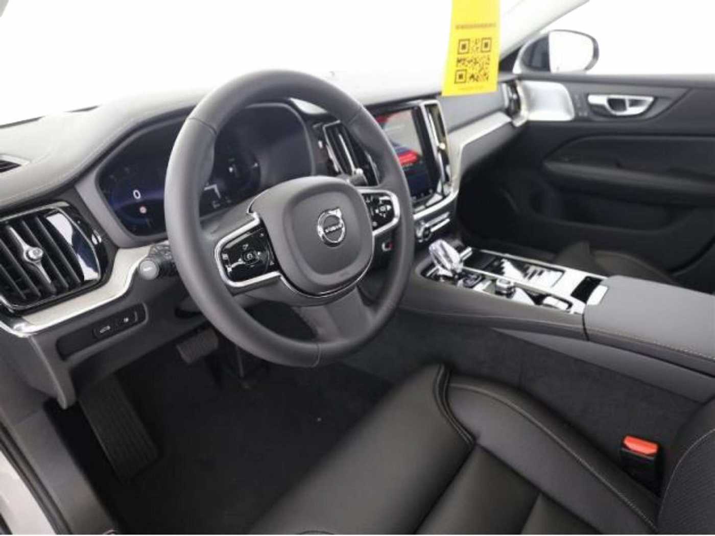 Volvo  T8 Twin Engine AWD Ultimate Dark Plug-InE6