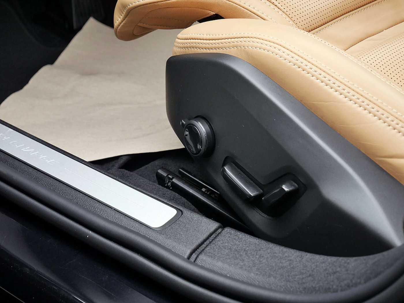 Volvo  T8 TwinEngine AWD Inscription Plug-In E6d