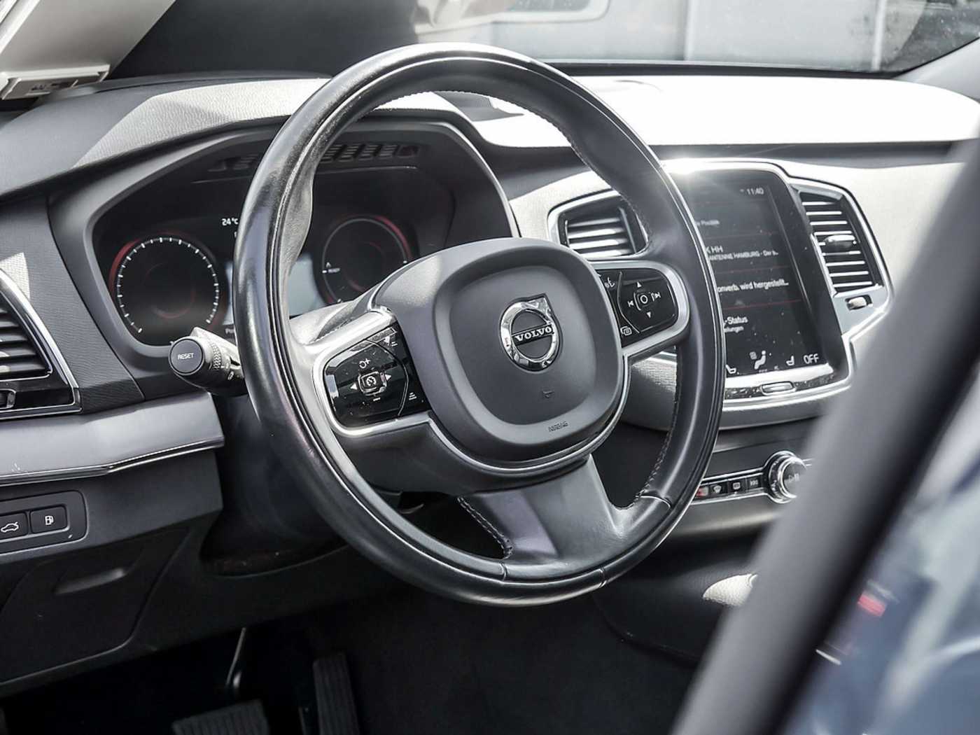Volvo  T8 R-Design Expression Recharge HUD LED