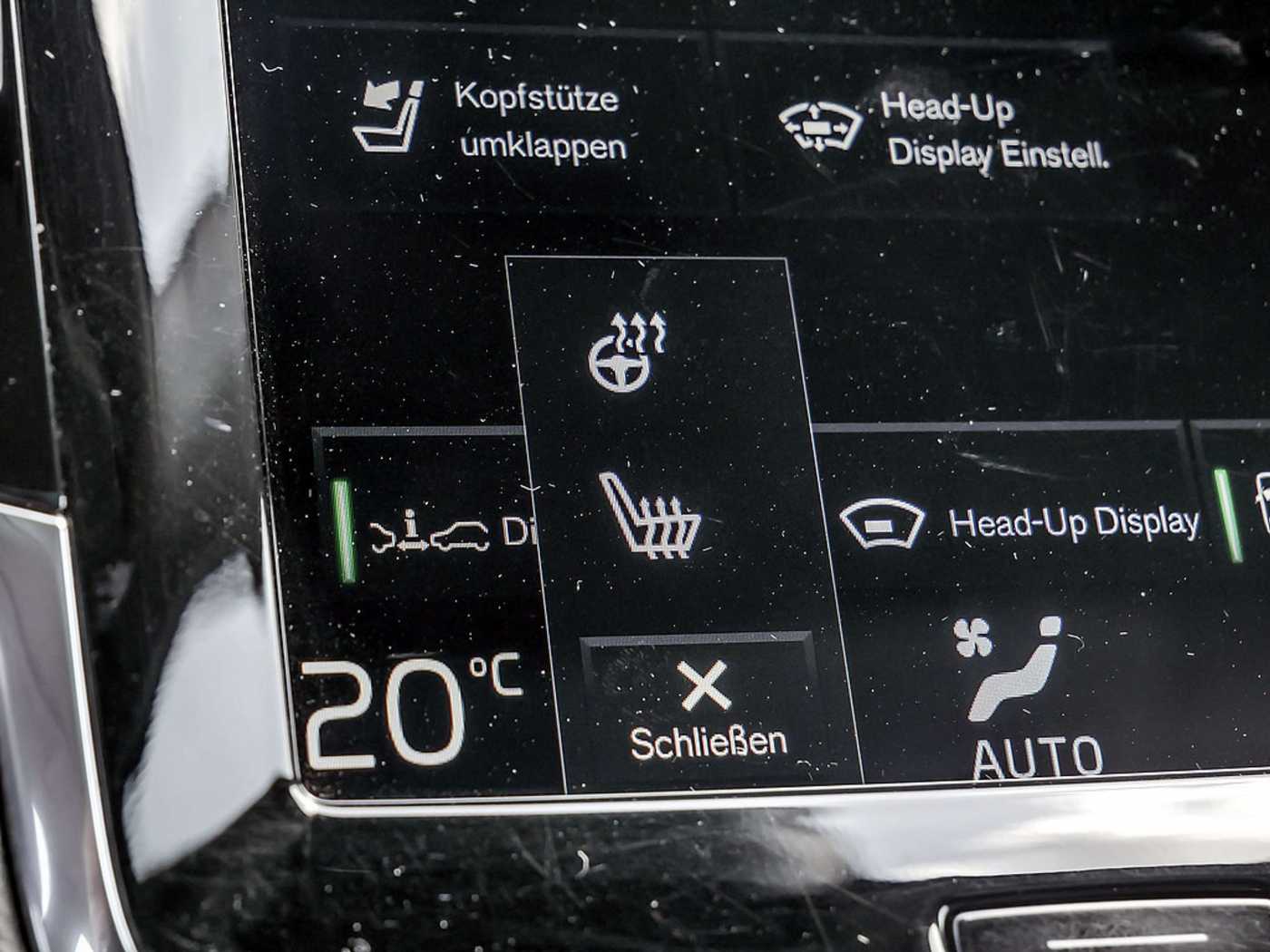 Volvo  T8 R-Design Expression Recharge HUD LED