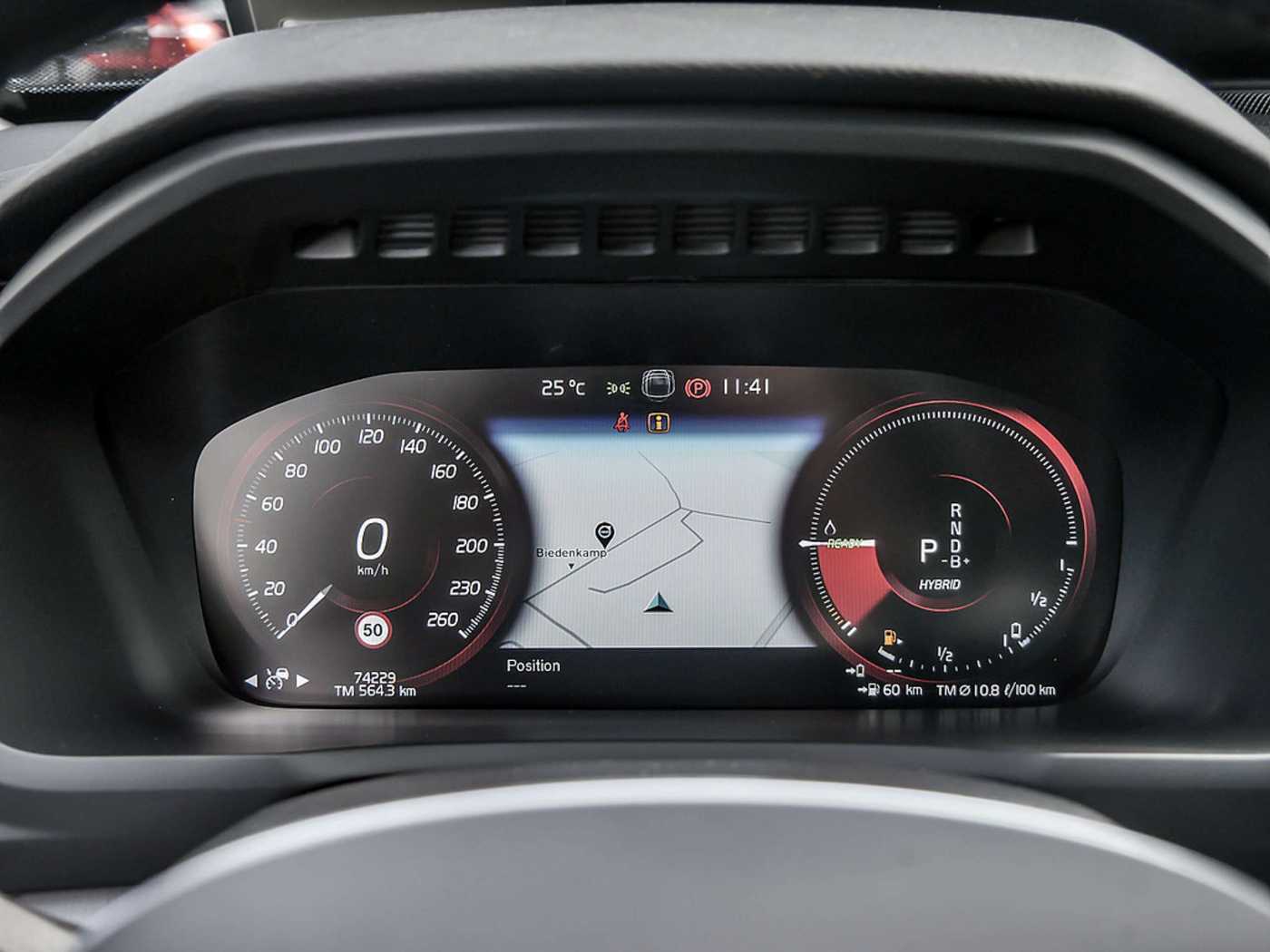 Volvo  T8 R-Design Expression Recharge HUD LED
