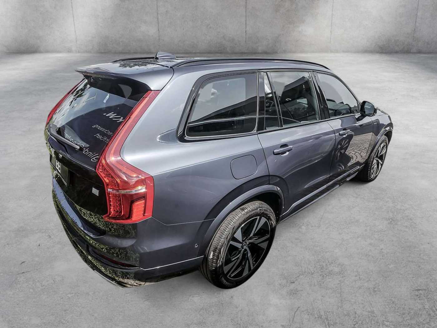 Volvo  T8 R-Design Expression Recharge HUD LED