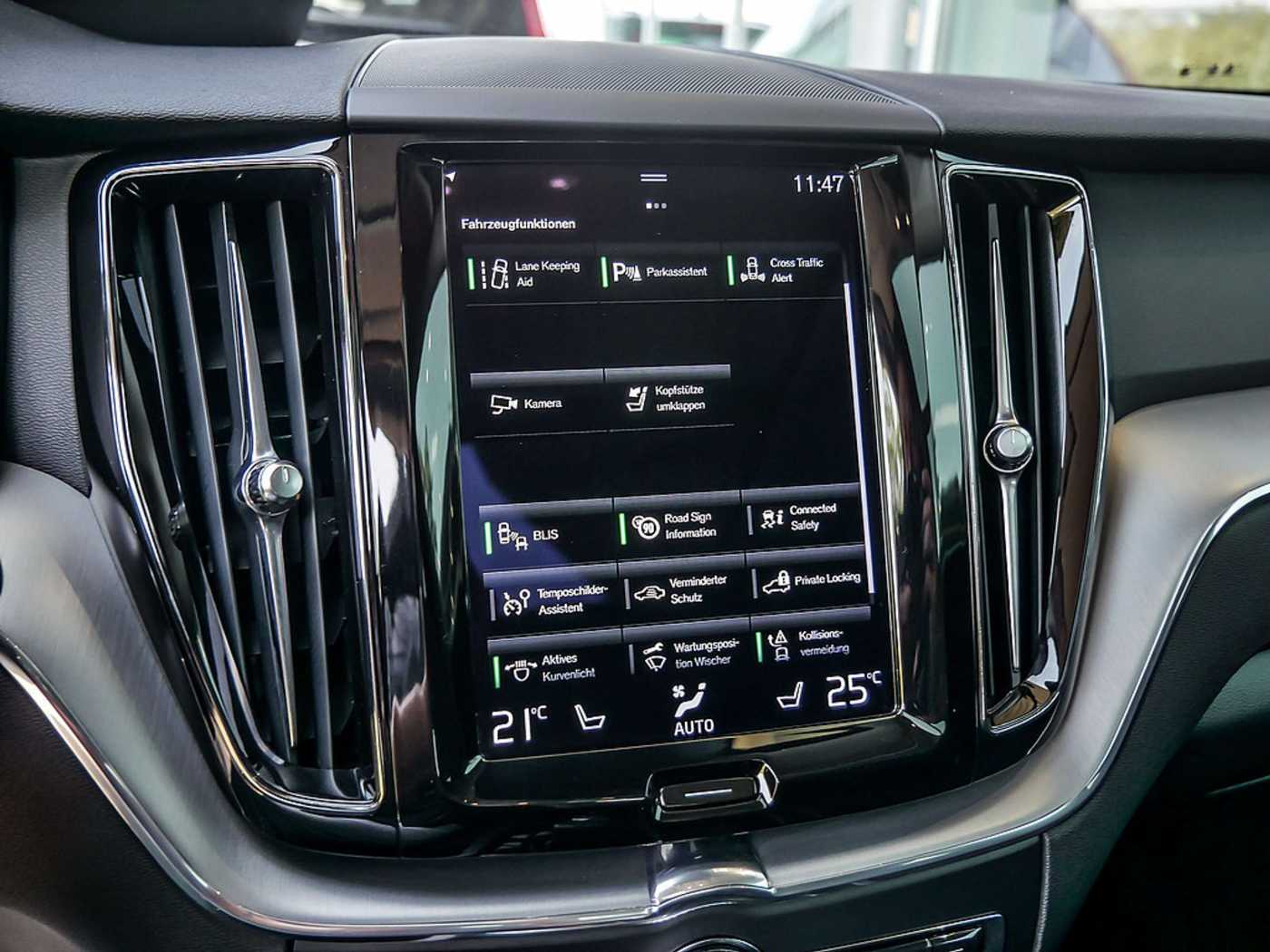 Volvo  T6 Inscription Expression Recharge AWD