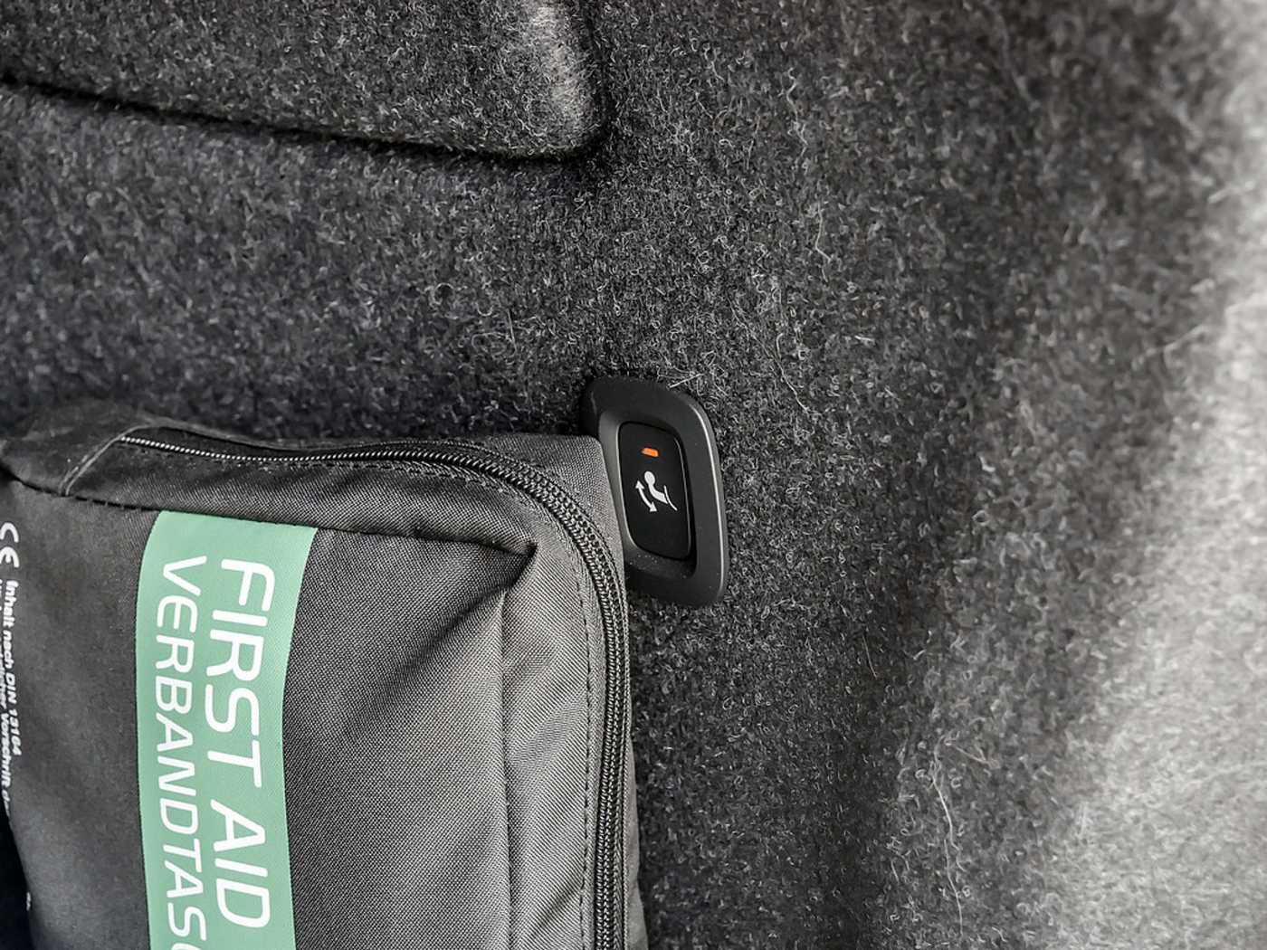 Volvo  T5 Plus Dark Recharge FACEL. STANDHZ LED