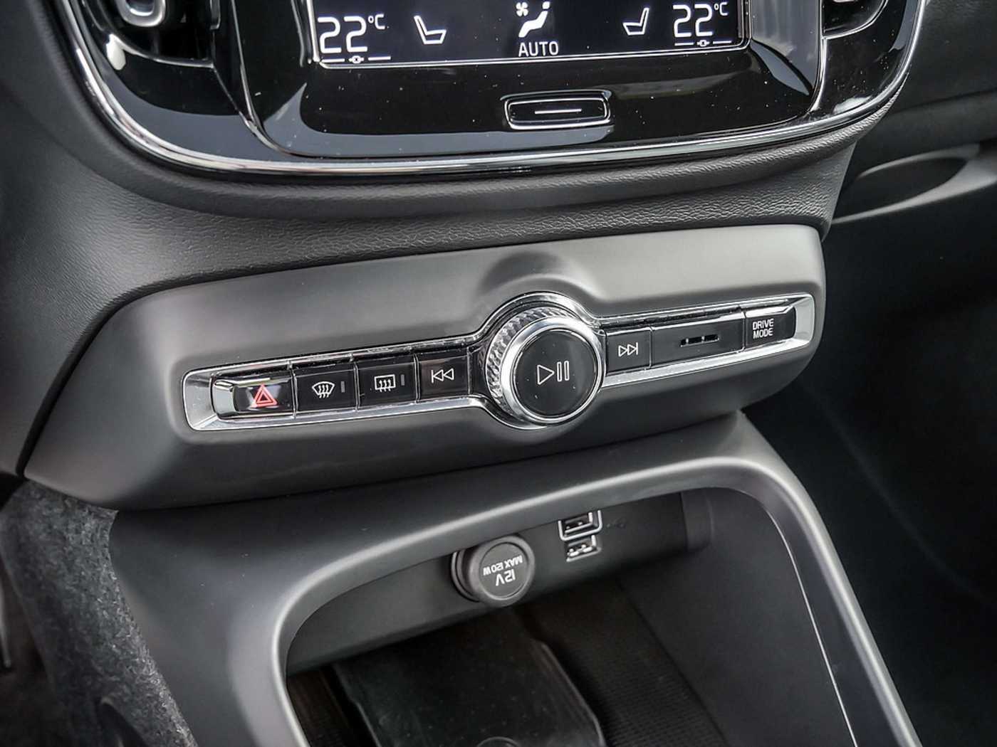 Volvo  T5 Plus Dark Recharge FACEL. STANDHZ LED