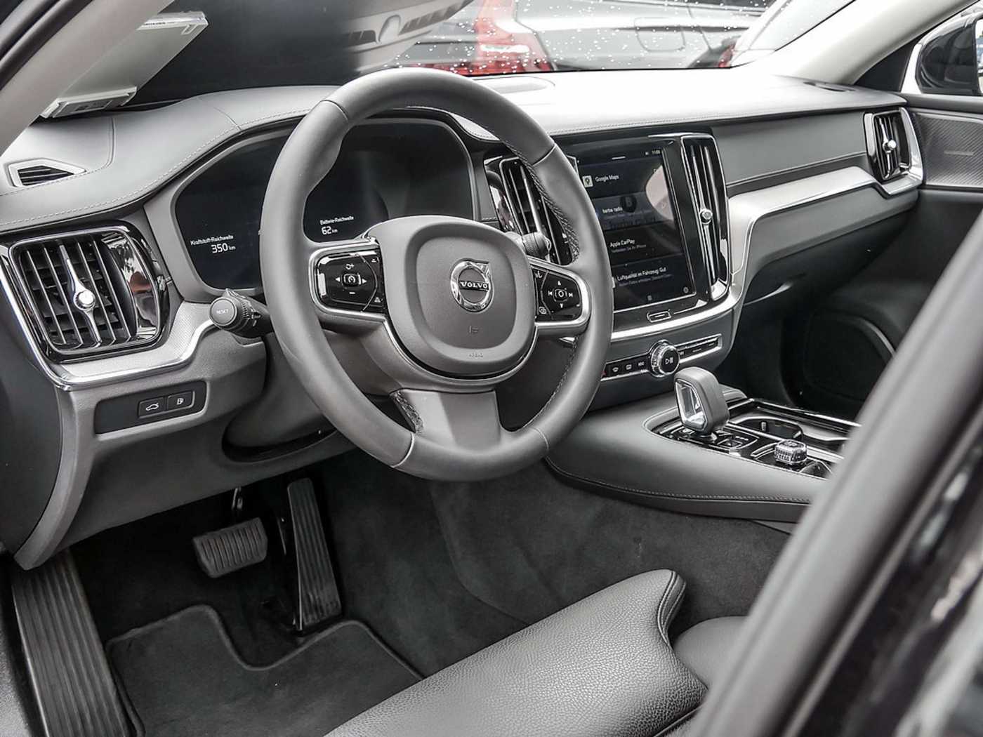 Volvo  T8 AWD Ultimate Dark AWD