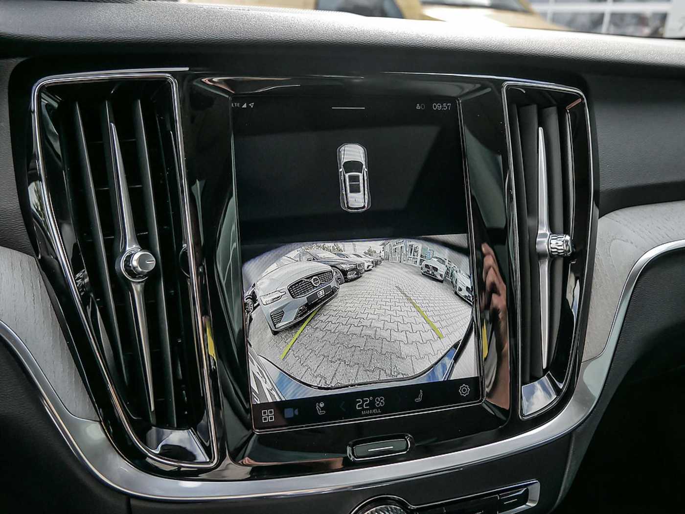 Volvo  T6 Recharge Plus Dark AWD