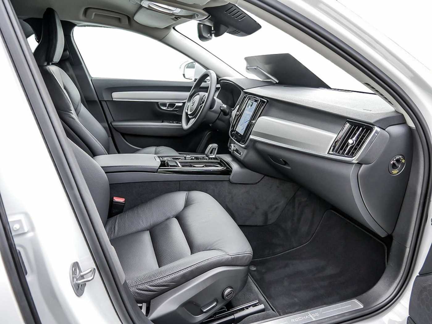Volvo  Kombi 2.0 Inscription Recharge Plug-In Hybrid AWD