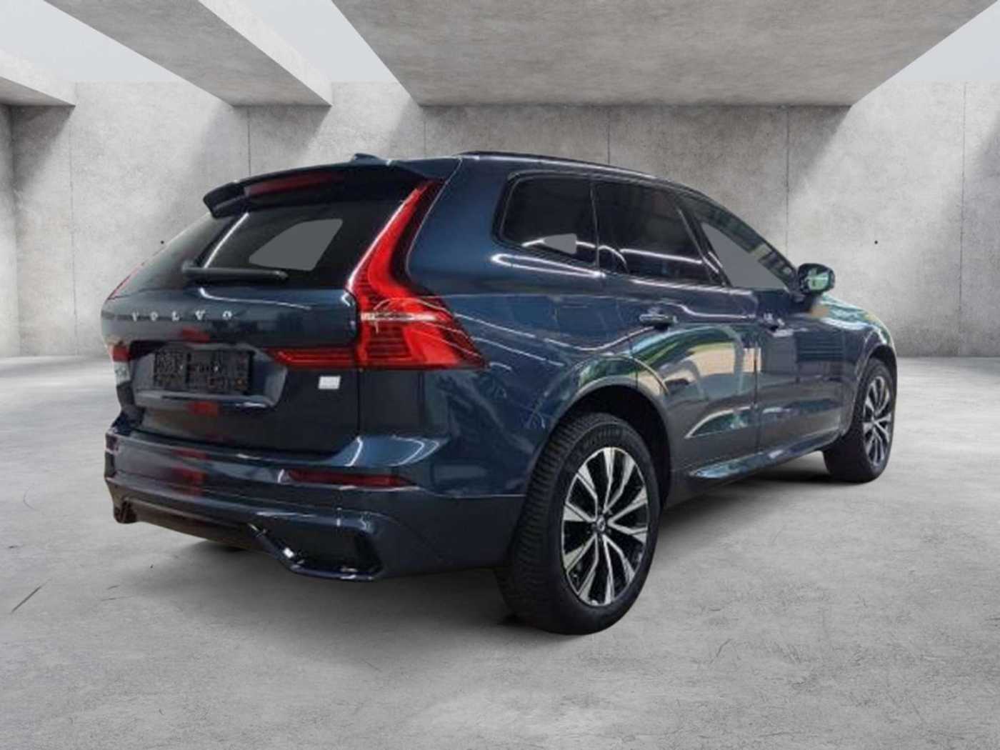 Volvo  T8 Plus Dark Recharge Plug-In Hybrid AWD
