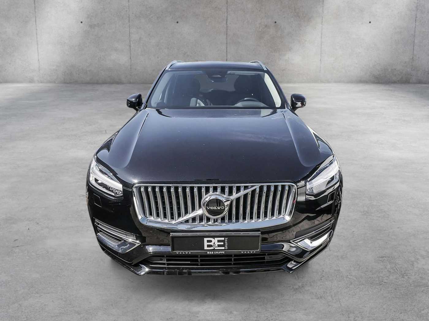 Volvo  2.0 Core Recharge Plug-In Hybrid AWD