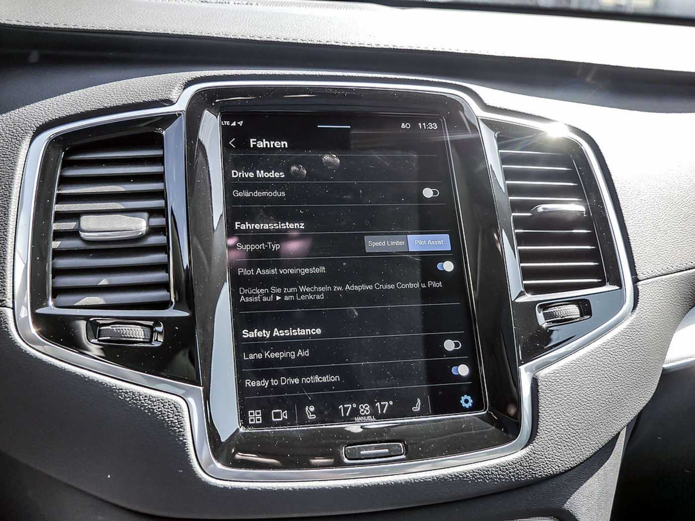 Volvo  2.0 Plus Bright AWD FACEL. STANDHZ LED
