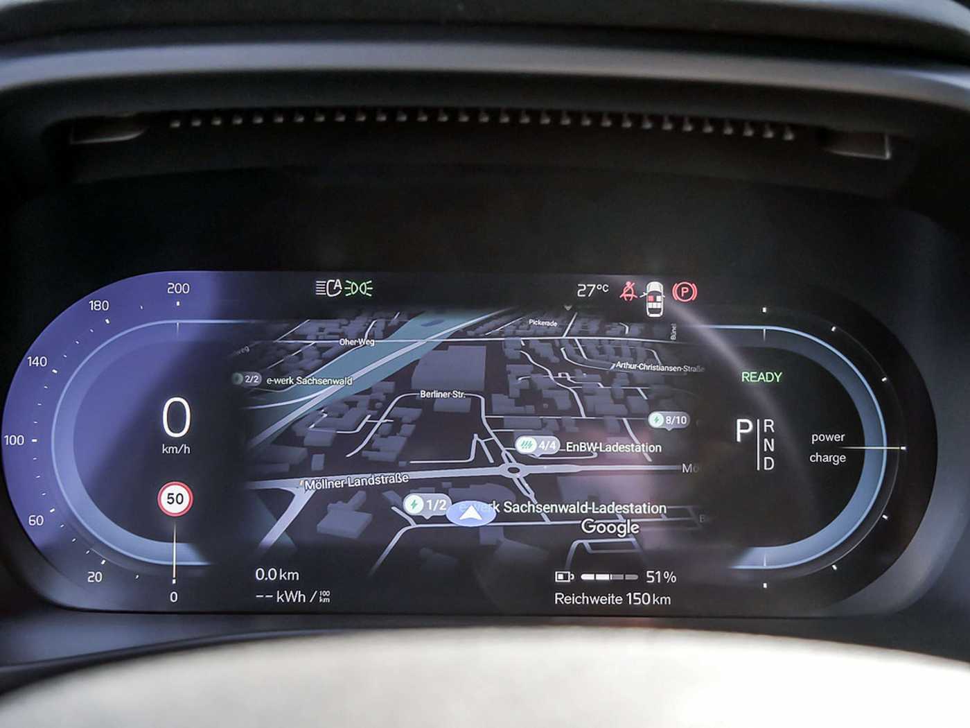Volvo  Core Recharge Pure Electric AWD SHZ LED