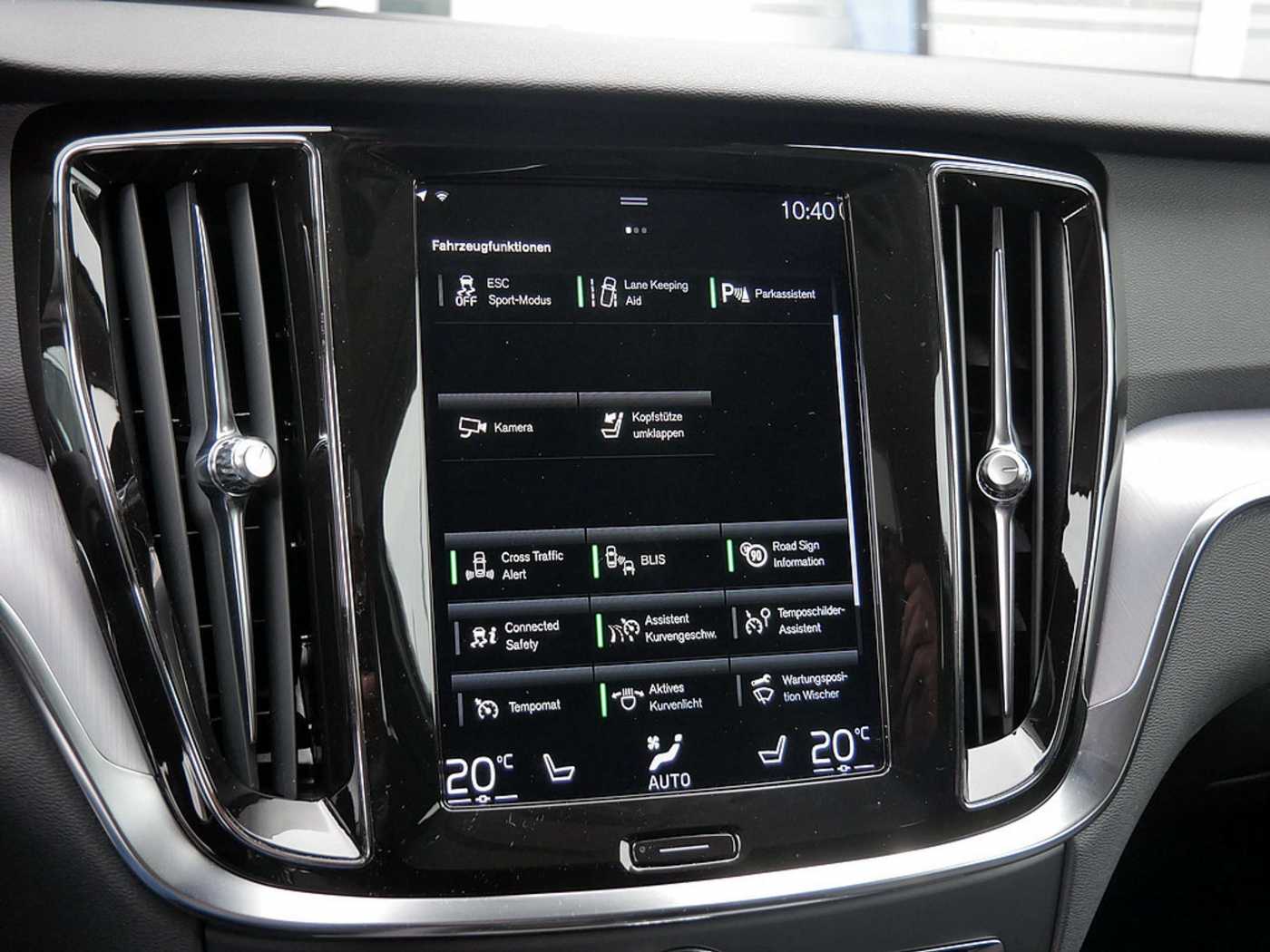Volvo  Kombi 2.0 Inscription Expression Recharge Plug-In Hybrid AWD