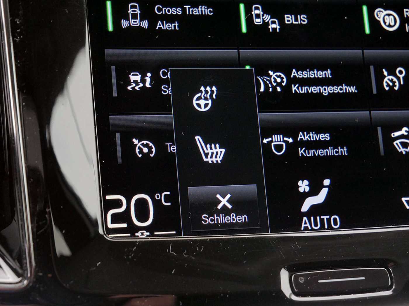 Volvo  Kombi 2.0 Inscription Expression Recharge Plug-In Hybrid AWD