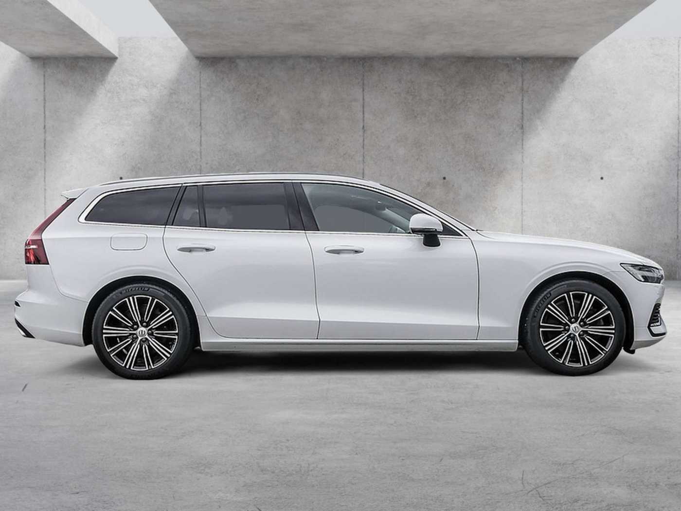 Volvo  Kombi 2.0 Inscription Expression Recharge Plug-In Hybrid AWD