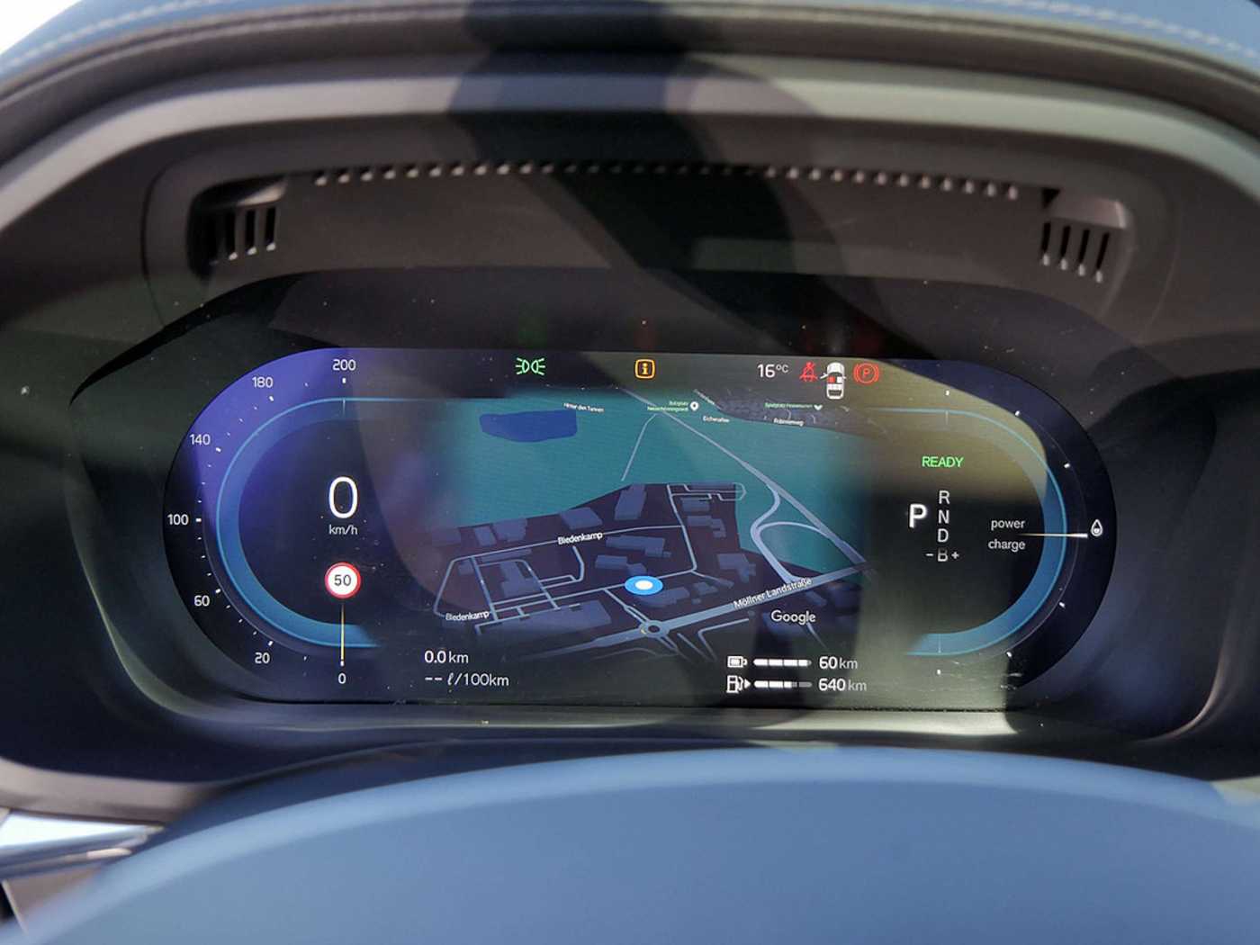 Volvo  T8 Recharge Inscription AHK STANDHZ LED