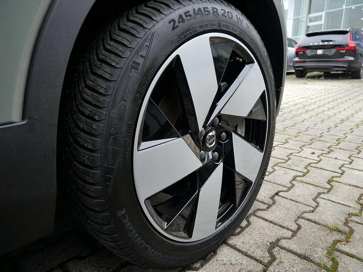 Volvo  T5 Plus Bright Recharge Plug-In Hybrid