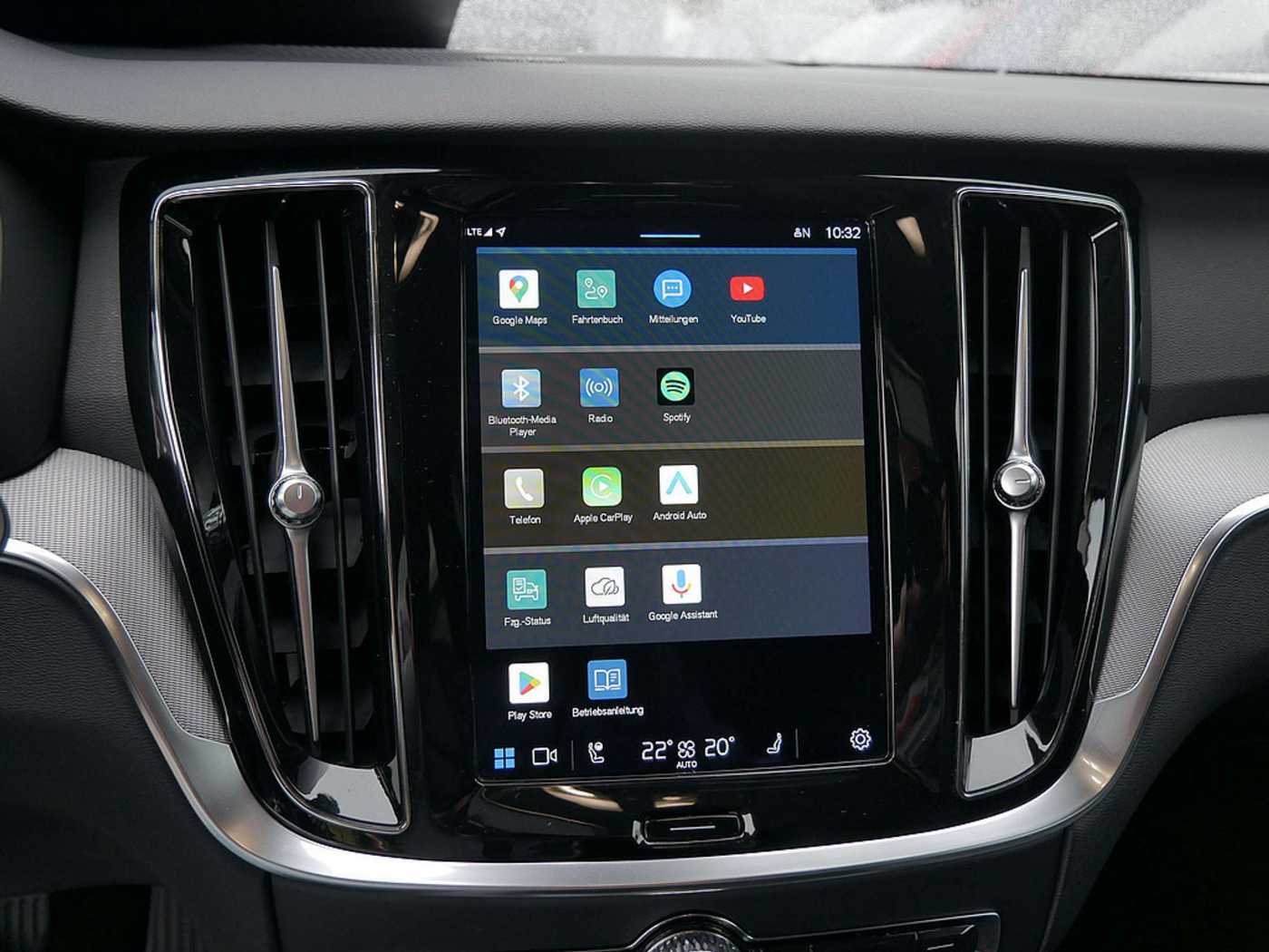 Volvo  T8 Recharge Plus Bright AWD STANDHZ LED