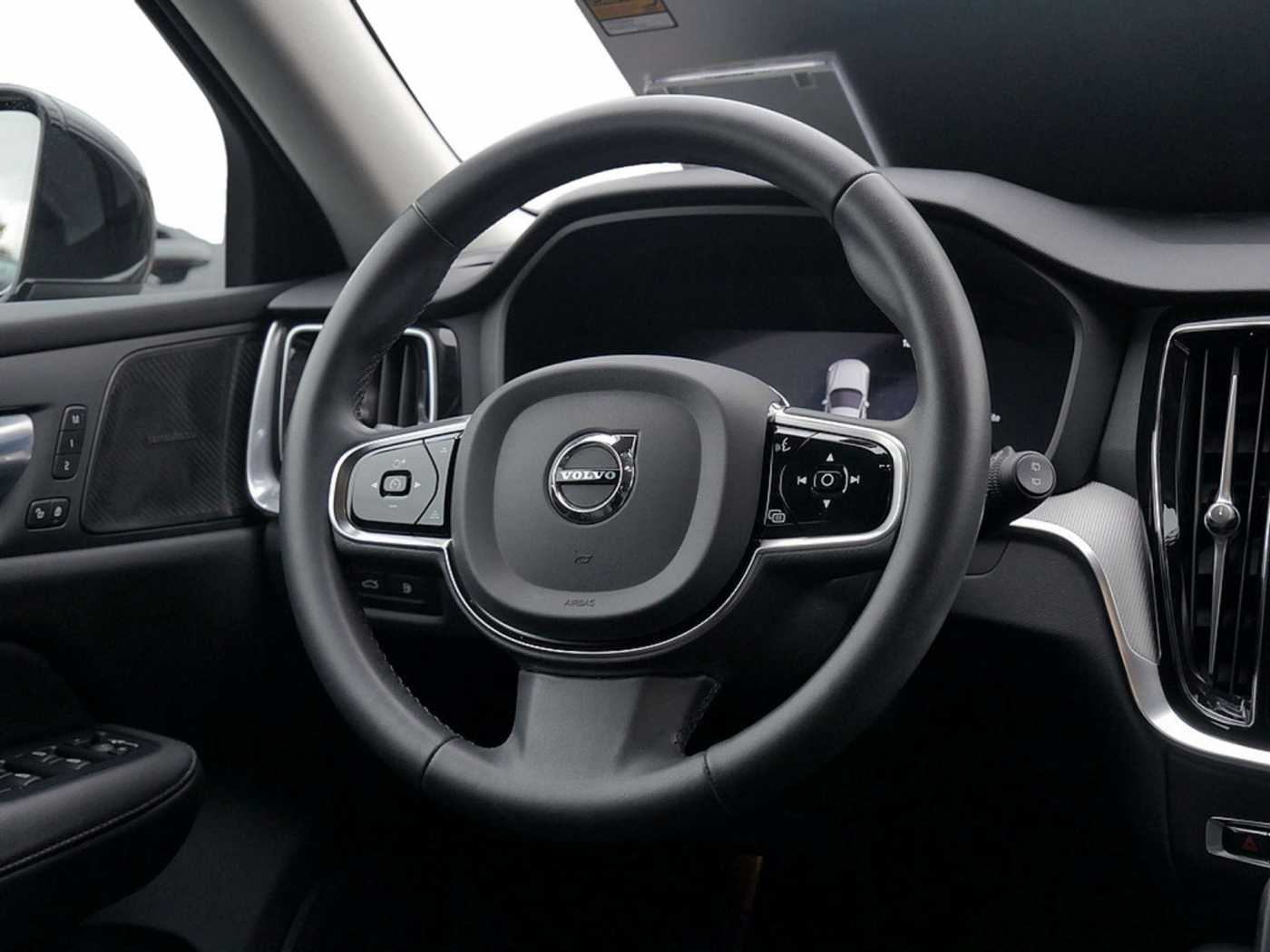 Volvo  T8 Recharge Plus Bright AWD STANDHZ LED