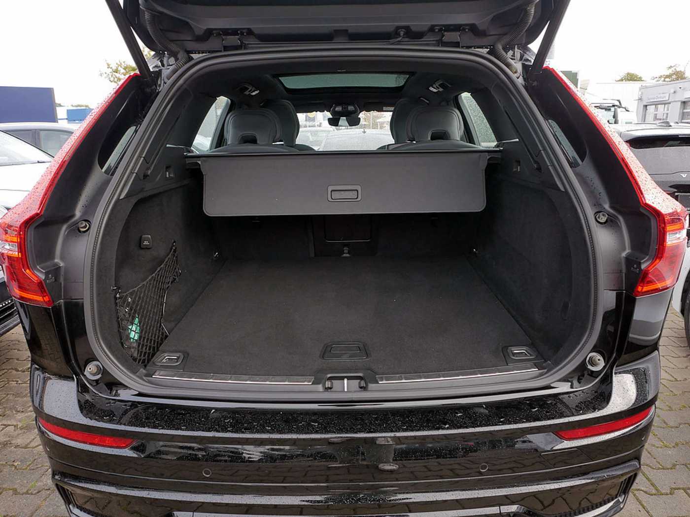 Volvo  B5 AWD R-Design EURO 6d HUD FACEL. LED