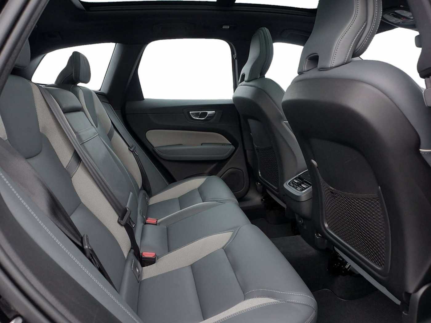 Volvo  B5 AWD R-Design EURO 6d HUD FACEL. LED