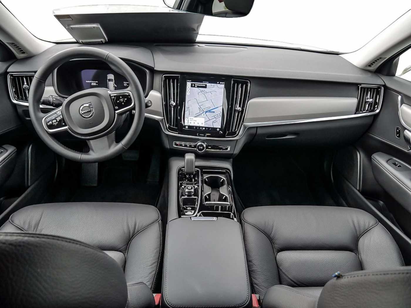 Volvo  Kombi T6 Core Recharge Plug-In Hybrid AWD