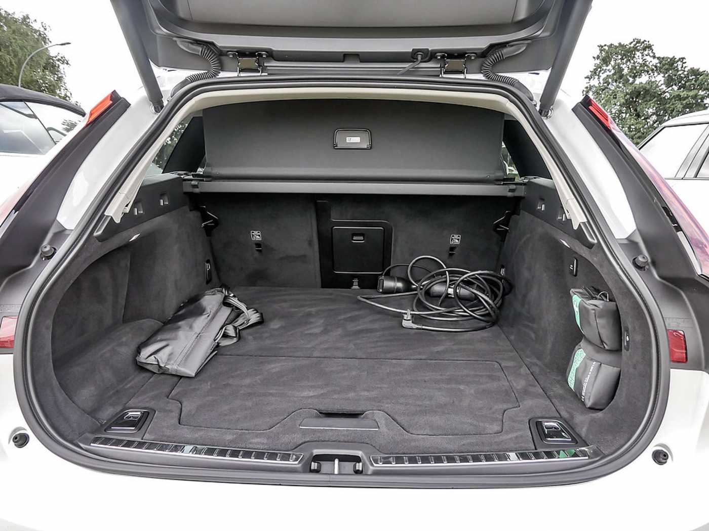 Volvo  Kombi T6 Core Recharge Plug-In Hybrid AWD