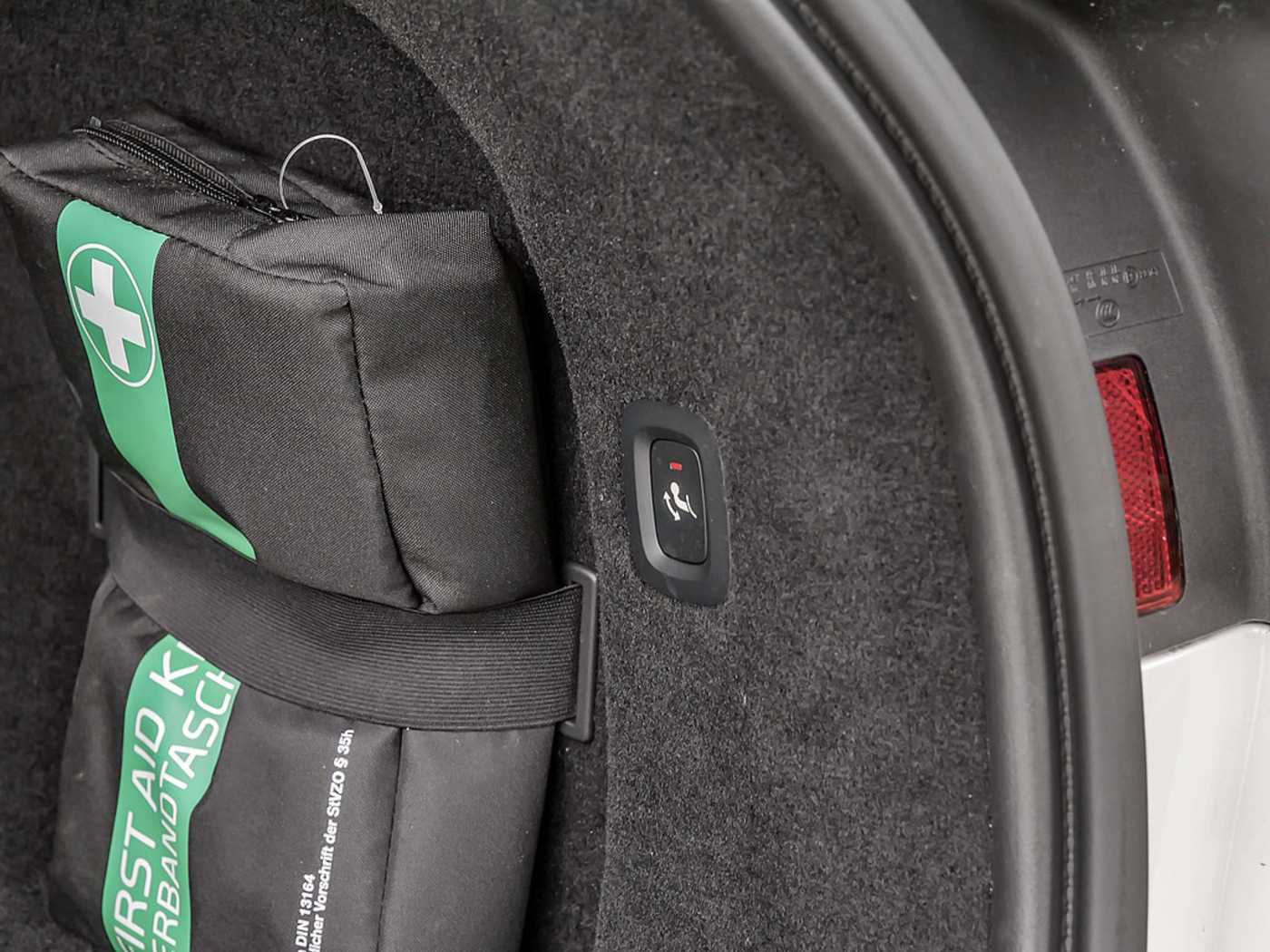 Volvo  Kombi T6 Core Recharge Plug-In Hybrid AWD