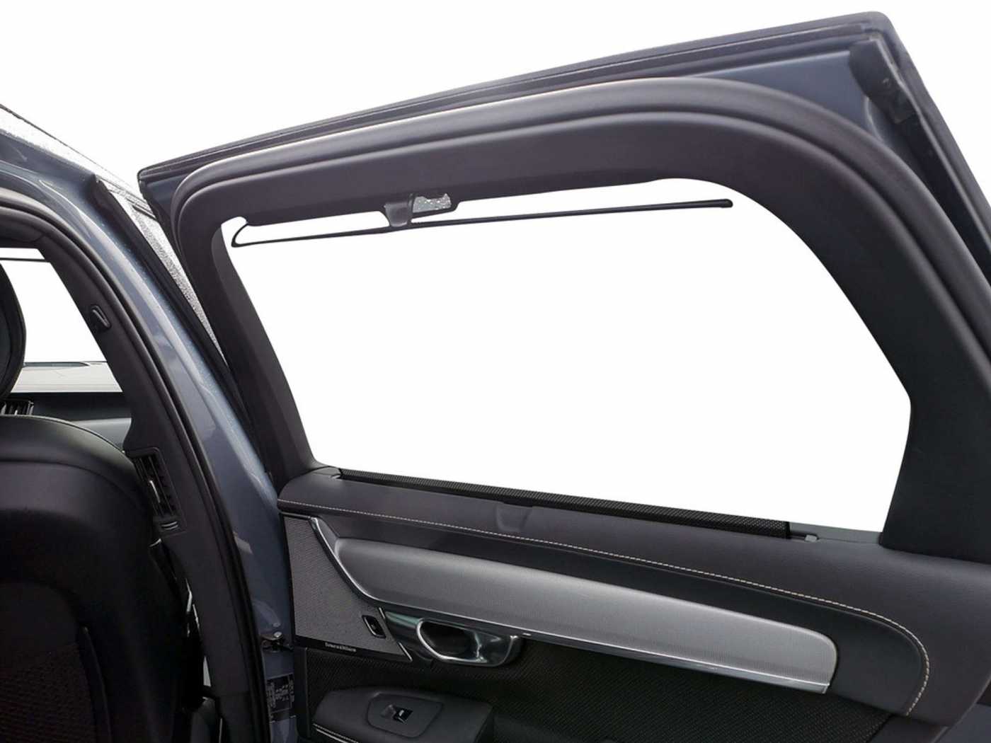 Volvo  Hybrid T8 Twin Engine AWD R-Design LED