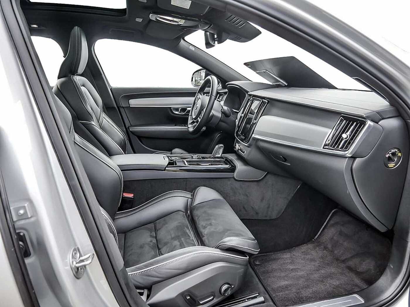 Volvo  T8 Twin Engine AWD R-Design H/K HGSD LED