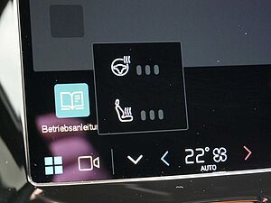 Volvo  B4 Plus Dark KAMERA H/K HGSD STANDHZ LED