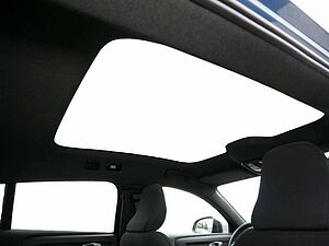 Volvo  Plus Recharge Pure Electric AWD LED PANO