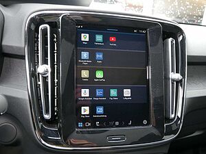 Volvo  Plus Recharge Pure Electric AWD LED PANO