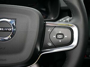 Volvo  Plus Recharge Pure Electric AWD LED PANO