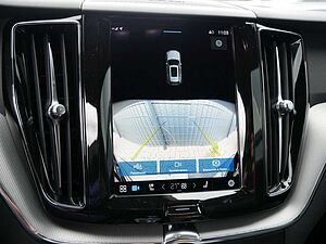 Volvo  T6 AWD Plus Dark H/K HGSD STANDHZ LED