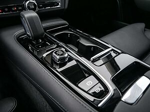 Volvo  T8 PHEV Ultimate Dark AWD